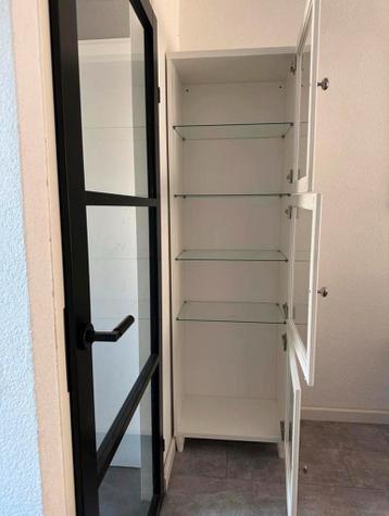 Ikea Besta kast met glazen deuren - afbeelding 2