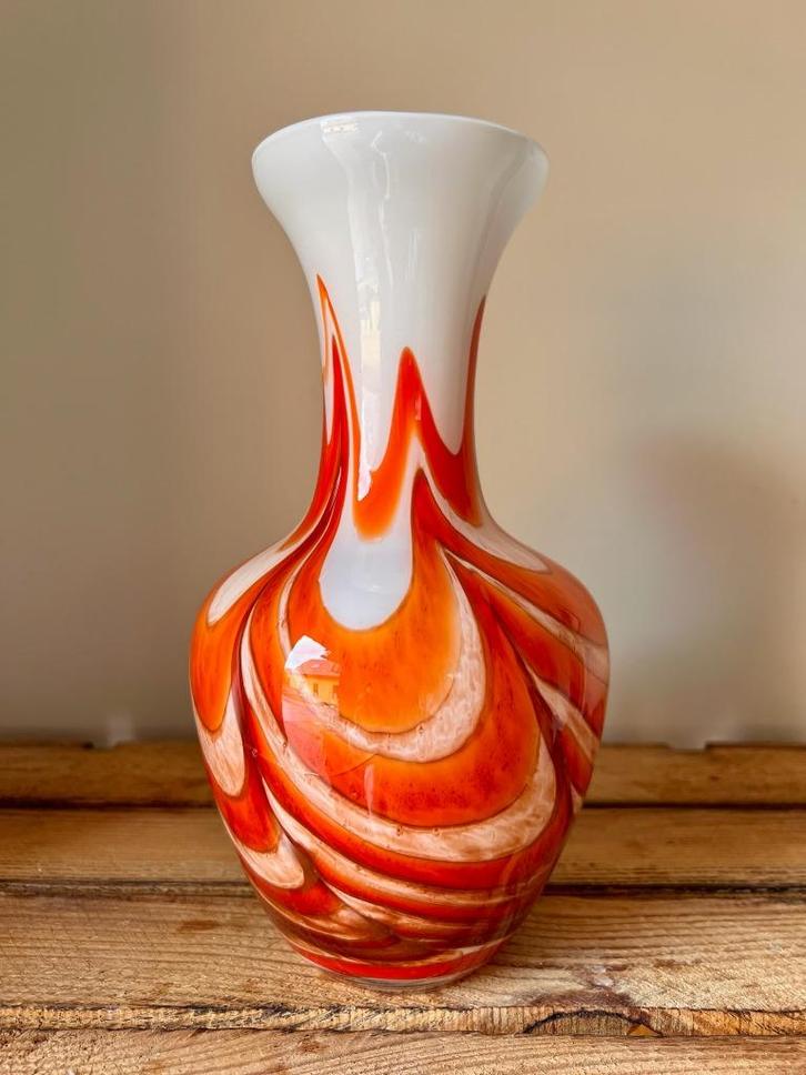 Retro space age opaline vaas stijl Moretti Empoli, Antiek en Kunst, Antiek | Vazen, Verzenden