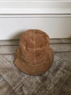 Suède Bucket head cognac 59, Kleding | Dames, Hoeden en Petten, Ophalen of Verzenden, Zo goed als nieuw, 58 cm (L, 7¼ inch) of meer