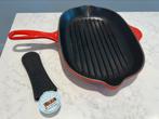Le Creuset grillpan kersenrood 32 cm in gebruikte staat, Gebruikt, Gietijzer, Ophalen of Verzenden, Keramische plaat