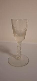 18e eeuws slingerglas, Ophalen of Verzenden