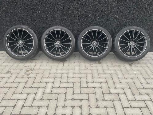 19” Origineel AMG zomerset Mercedes GLA Goodyear, Auto-onderdelen, Banden en Velgen, Banden en Velgen, Zomerbanden, 19 inch, 235 mm