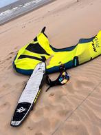 Naish pivot 2025 8m & 10 m, Watersport en Boten, Kitesurfen, Geen board, Ophalen of Verzenden, Zo goed als nieuw
