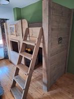 Steigerhouten hoogslaper met kledingkast, Ophalen, Zo goed als nieuw, Jongetje of Meisje