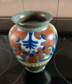 Gouds Plateel Vaasje - Beschadigd, Antiek en Kunst, Antiek | Keramiek en Aardewerk, Ophalen of Verzenden