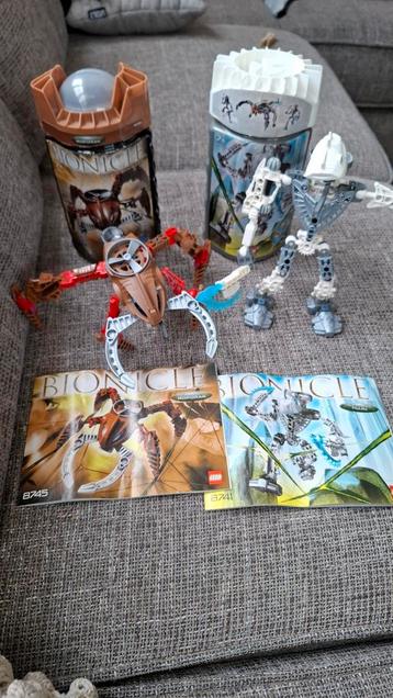 Lego bionicle 8741 en 8745 inclusief boekjes en dozen beschikbaar voor biedingen
