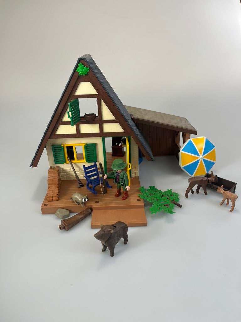 Playmobil boswachter huisje 4207, Ophalen of Verzenden, Gebruikt