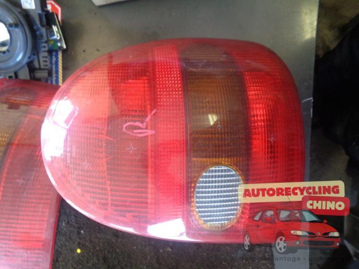 Achterlicht rechts van een Opel Corsa, Ophalen, Gebruikt, -, -