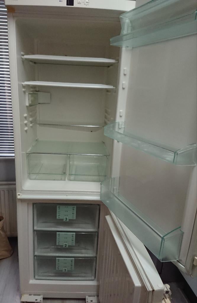 Koelkast - Gebruikt, Witgoed en Apparatuur, Koelkasten en IJskasten, Gebruikt, 100 tot 150 liter, Met aparte vriezer, Ophalen of Verzenden