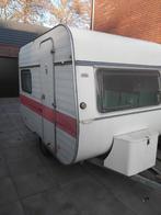 Nette adria caravan te koop met keukentje en 2x zitgedeelte, Caravans en Kamperen, Caravans, Rondzit, Particulier, Adria, Tot en met 4