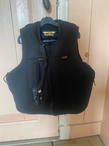 Airjacket point two racesafe body protector  beschikbaar voor biedingen