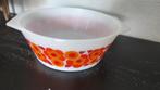 Vintage schaal Arcopal Lotus rood oranje 23 cm, Huis en Inrichting, Keuken | Servies, Gebruikt, Ophalen of Verzenden, Overige stijlen