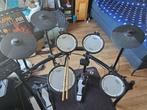 Roland Electronisch Drumstel, dubbele pedalen en versterker, Muziek en Instrumenten, Drumstellen en Slagwerk, Ophalen, Zo goed als nieuw