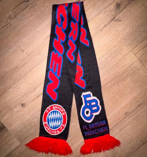 Voetbalsjaal vintage FC Bayern München, Verzamelen, Sportartikelen en Voetbal, Zo goed als nieuw, Vaantje of Sjaal, Buitenlandse clubs