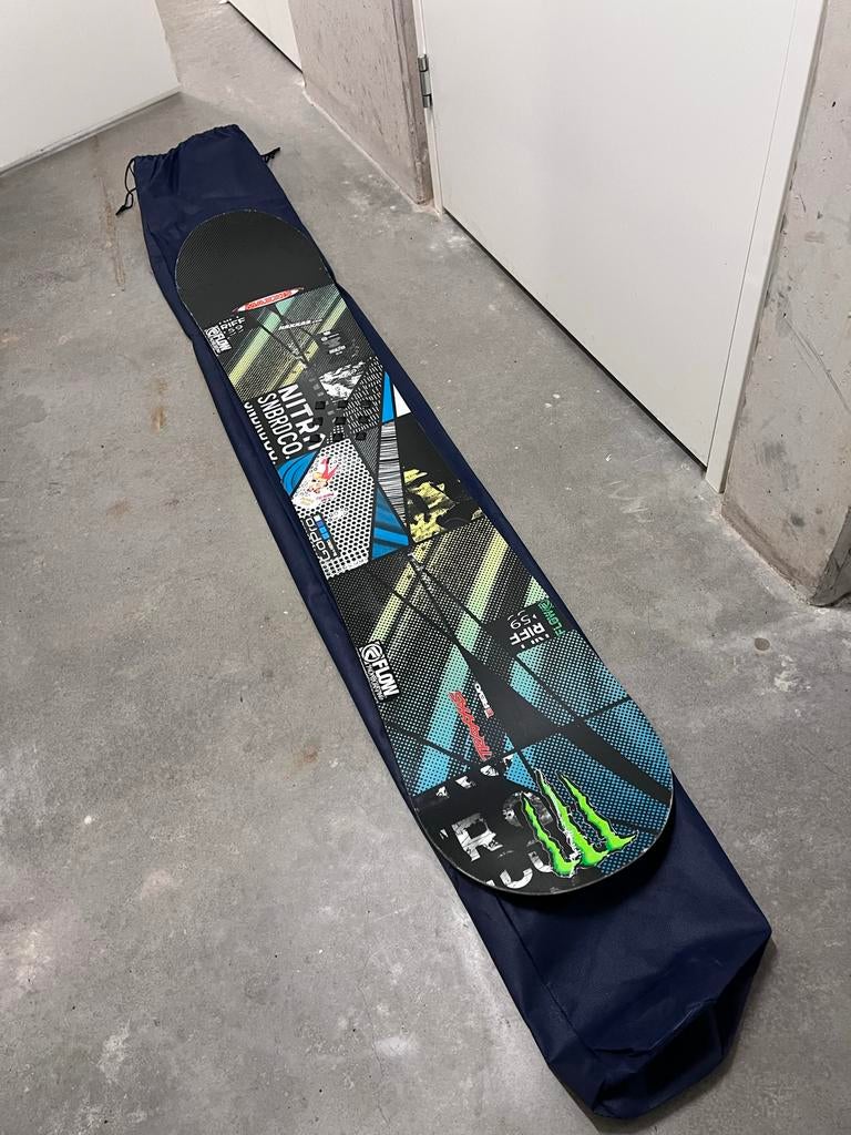 Nitro Riff 59 Gullwing SMU edition Snowboard incl waxbeurt, Ophalen, Gebruikt, Board
