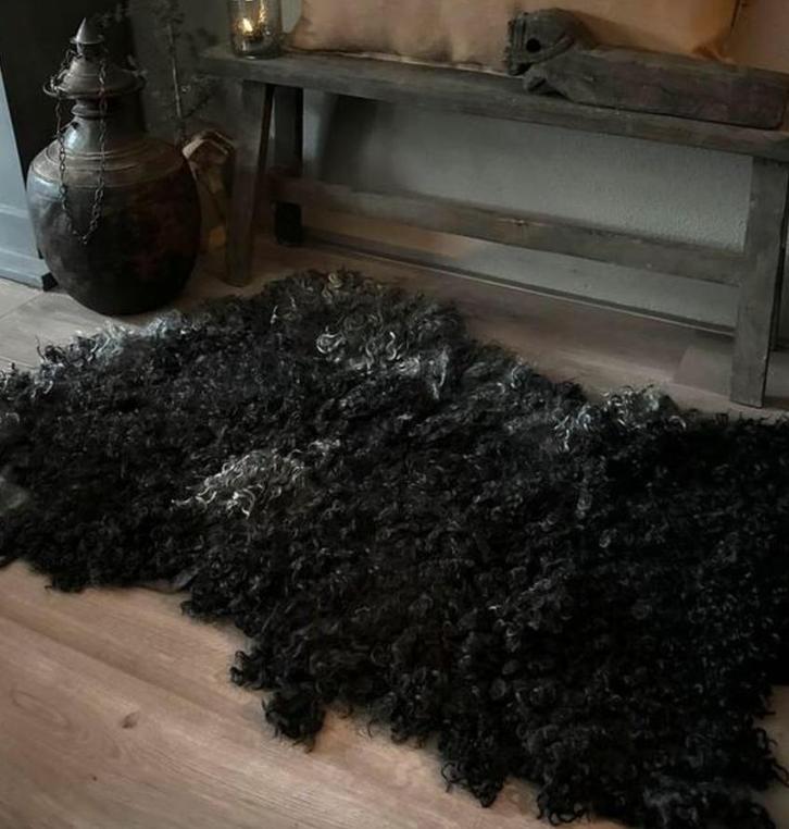 Krul schapenvacht gevilt, Huis en Inrichting, Woonaccessoires | Kussens, Nieuw, Ophalen of Verzenden