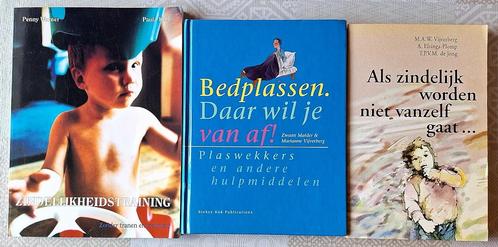 3 boeken over zindelijk worden/zindelijkheid/bedplassen, Boeken, Zwangerschap en Opvoeding, Gelezen, Opvoeding tot 6 jaar, Ophalen of Verzenden