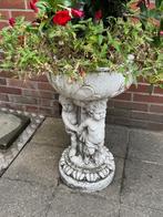 TUINBEELD grote bloembak - bloempot  BETON engeltjes - engel, Ophalen, Gebruikt, Beton, Engelenbeeld