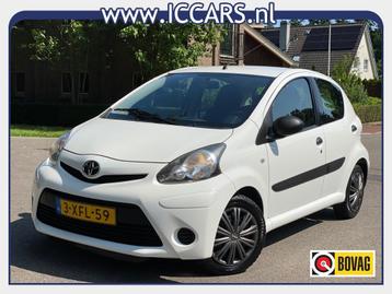 Toyota AYGO 1.0 VVT-i - 5 deurs - airco - APK 08-2026 !!! beschikbaar voor biedingen