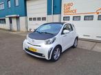 Toyota IQ 1.0 VVTi Comfort IN PRIJS VERLAAGD !, zeer complee, Stof, Gebruikt, Zwart, 4 stoelen