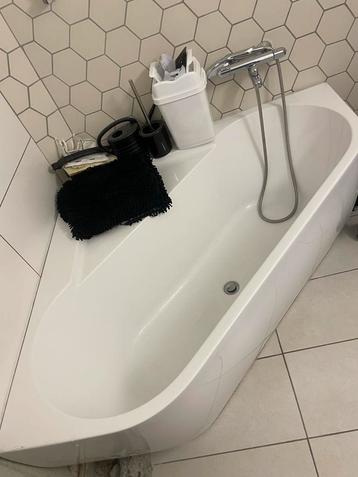 Ligbad douche badkamer beschikbaar voor biedingen