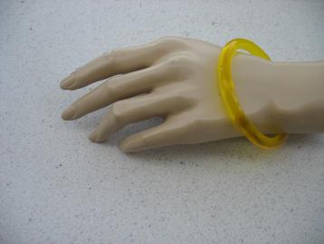 Armband Helder Zonnig Geel * Vintage beschikbaar voor biedingen