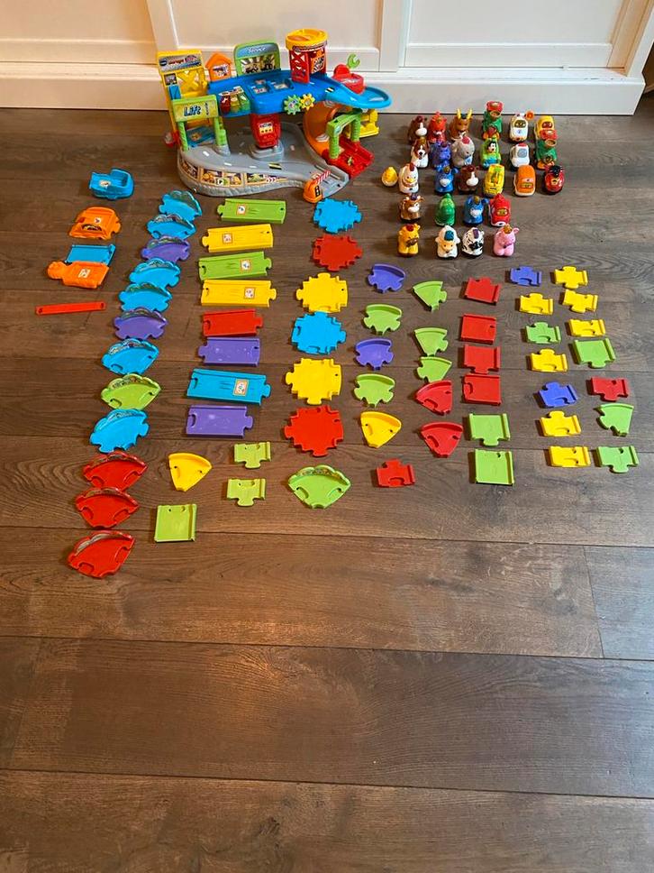 VTech Toet Toet Auto Garage + Auto's en Baandelen, Kinderen en Baby's, Speelgoed | Overig, Gebruikt, Jongen of Meisje, Ophalen of Verzenden