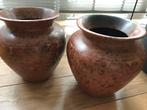 Decoratie vazen 2x, Tuin en Terras, Bloempotten, Ophalen, Rond, Zo goed als nieuw, Aardewerk