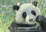 GUERNSEY 4 - Dieren: zoogdieren (panda), Postzegels en Munten, Postzegels | Thematische zegels, Ophalen of Verzenden, Postfris