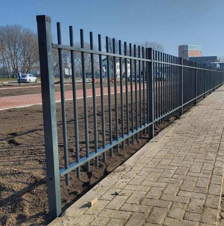 16m Spijlenhekwerk 2m hoog (antraciet 7016), Tuin en Terras, Tuinhekken en Hekwerk, Zo goed als nieuw, Dubbelstaafmat hekwerk