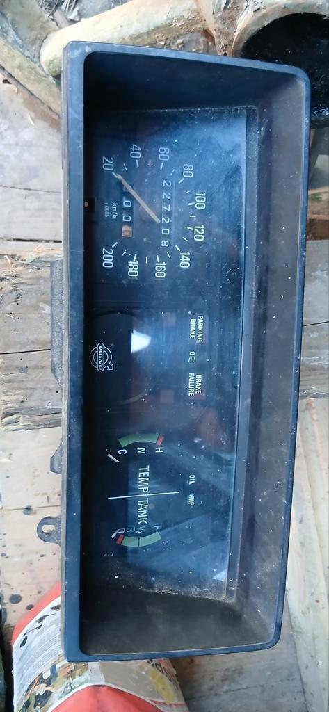volvo 200 serie tellerbak, Auto-onderdelen, Dashboard en Schakelaars, Volvo, Gebruikt, Verzenden