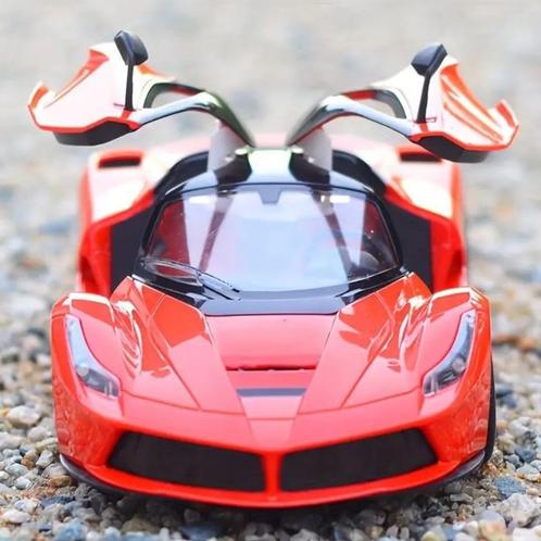 Snelle Grote RC Race Auto. Supersport. Vleugeldeuren R.T.R., Hobby en Vrije tijd, Modelbouw | Radiografisch | Auto's, Nieuw, Elektro