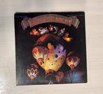 Three Dog Night - Around The World (1973- USA), Ophalen of Verzenden, Zo goed als nieuw, 12 inch, Poprock