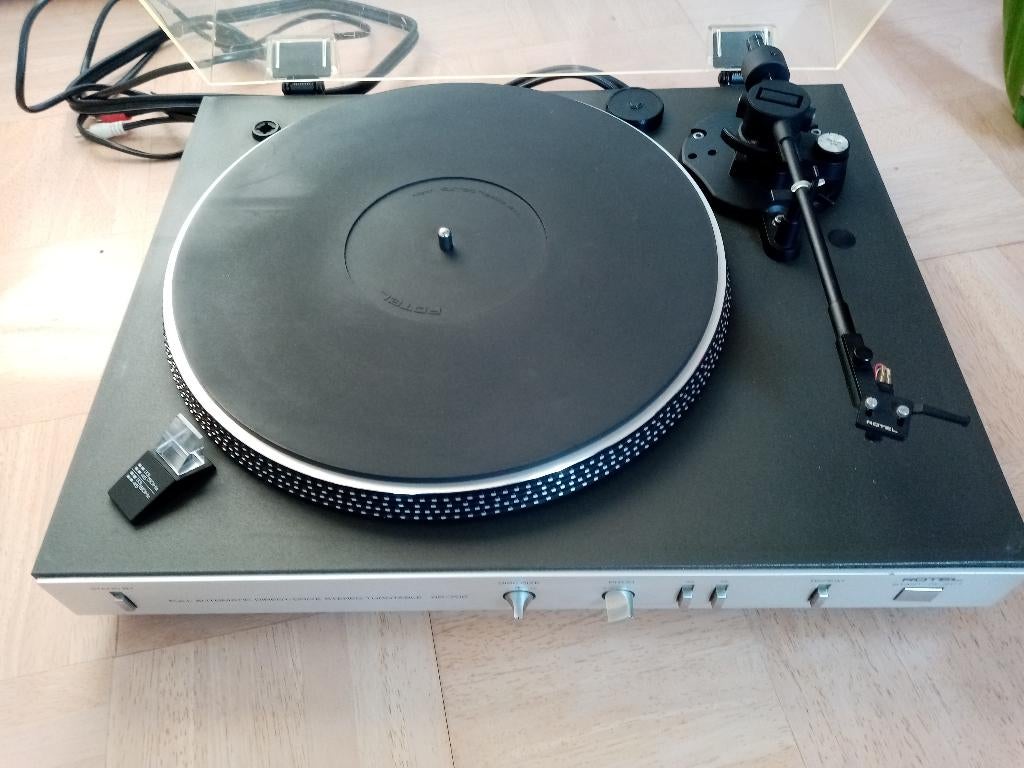 ZELDSAAM Rotel RP700 Direct Drive platenspeler, front, Ophalen, Gebruikt, Overige merken