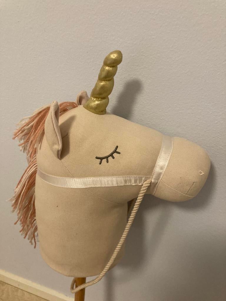 Eenhoorn stokpaard, Ophalen of Verzenden, Zo goed als nieuw, Jongen of Meisje