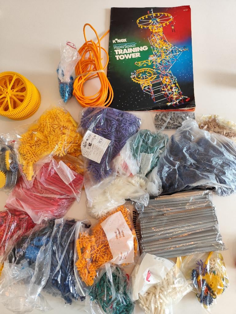 K'nex Hyperspace Training Tower compleet gesorteerd (47147), Kinderen en Baby's, Speelgoed | Bouwstenen, Ophalen of Verzenden