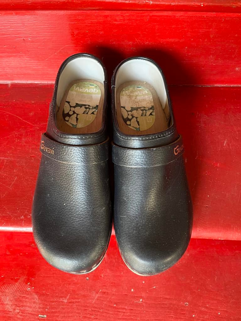 Gevavi rundleer klompen maat 43 Welkoop, Kleding | Heren, Schoenen, Klompen, Zwart, Ophalen of Verzenden, Zo goed als nieuw