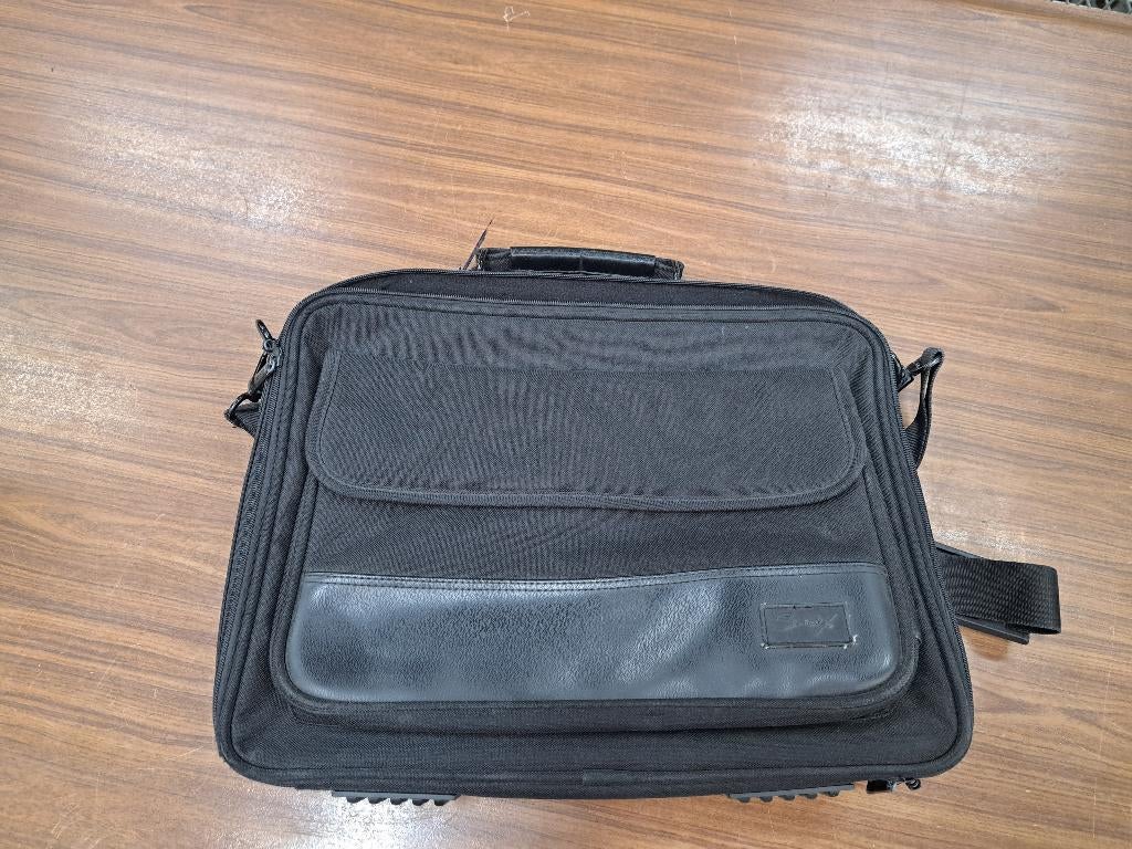 laptop tas, Computers en Software, Laptoptassen, Ophalen, 17 inch of meer, Gebruikt, Trolleytas