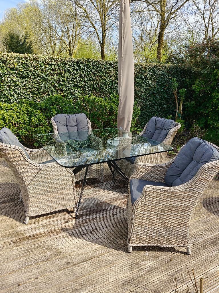 Design tuintafel met 4 stoelen, Ophalen, Gebruikt, Vierkant, Metaal