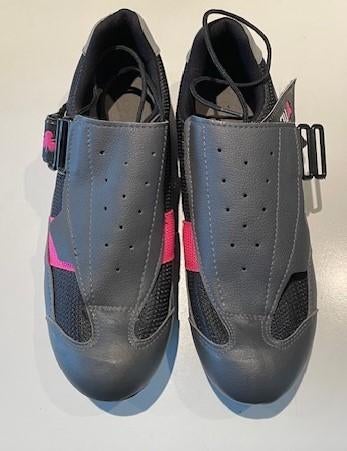 Wielrenschoenen AGU, Ophalen of Verzenden, Zo goed als nieuw, Schoenen