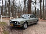 BMW 520i 6 cilinder 1981 Groenmet, Auto's, Metallic lak, Bedrijf, Handgeschakeld, Grijs