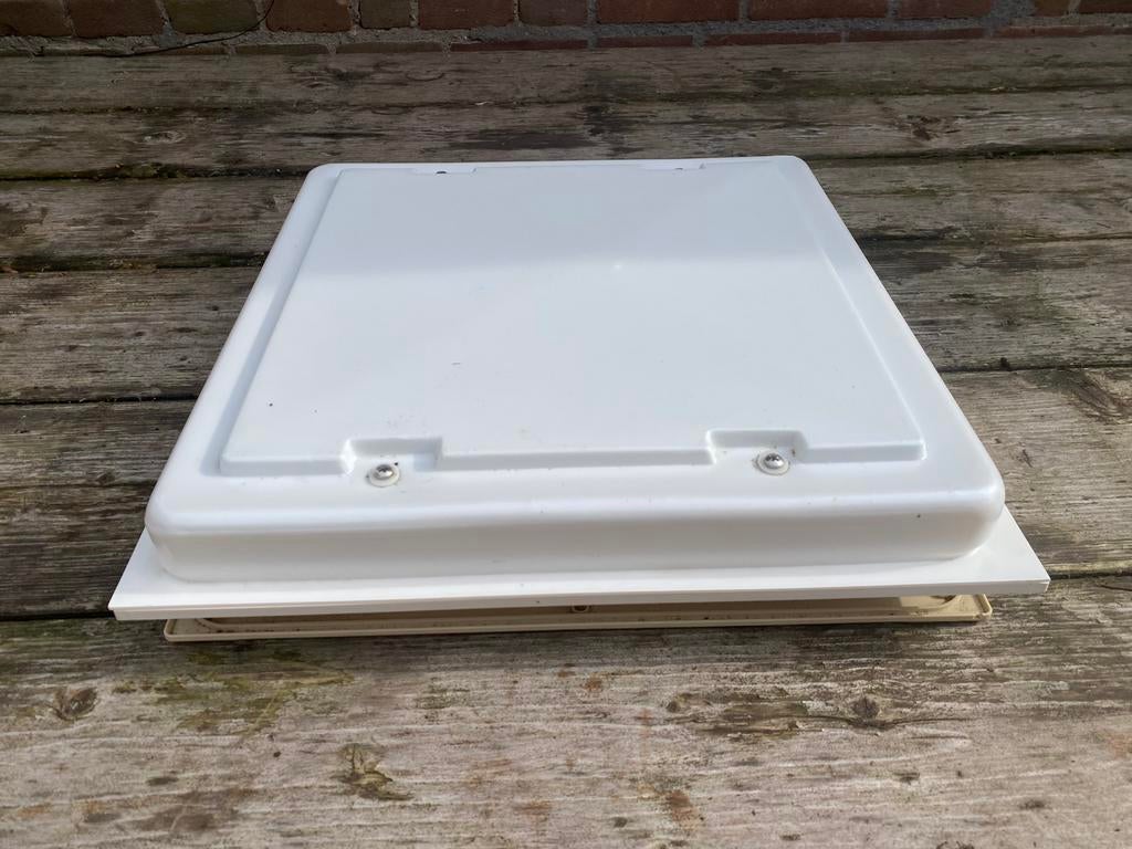 Dakluik voor caravan of paardentrailer, Ophalen, Zo goed als nieuw