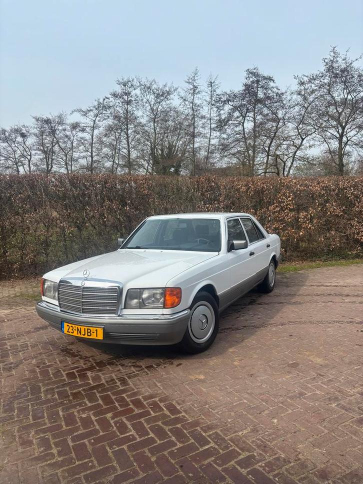 Mercedes-Benz S-Klasse 2.6 260 SE AUT K6 1986 Wit, Auto's, Mercedes-Benz, Particulier, S-Klasse, Elektrische buitenspiegels, Open dak
