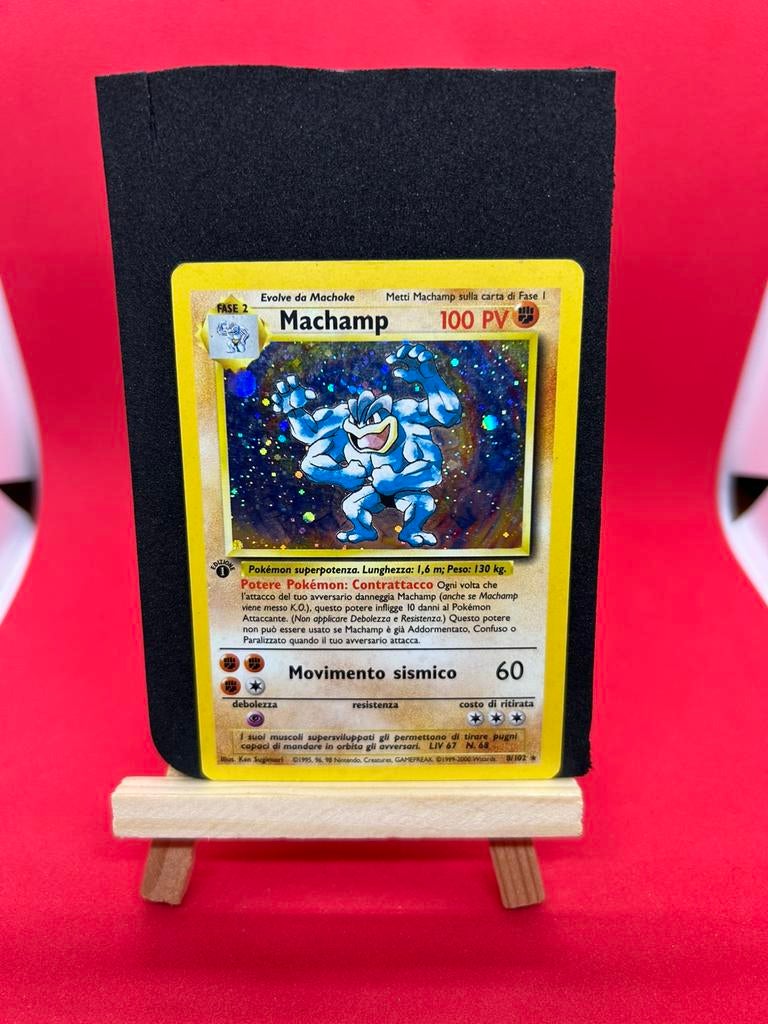 Machamp 8/102 Holo 1st Edition Base Set Italiaans, Hobby en Vrije tijd, Ophalen of Verzenden, Zo goed als nieuw