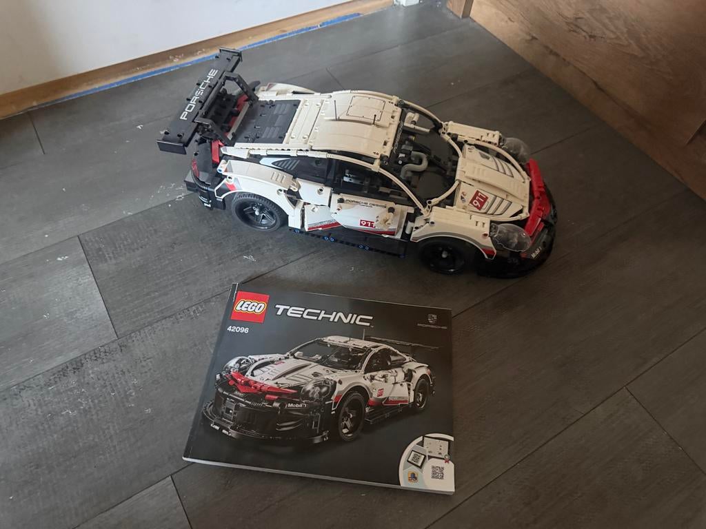 Lego Technic Porsche 911 RSR (42096) - Zo goed als nieuw, Kinderen en Baby's, Speelgoed | Duplo en Lego, Ophalen, Lego, Zo goed als nieuw