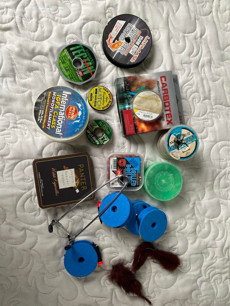 Visspullen: lijnen, boilies, dood aas takels, ratvliegen, Ophalen of Verzenden, Gebruikt, Overige typen