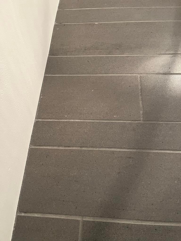 Grijze keramische tegels 5x60 en 10x60, Doe-het-zelf en Verbouw, Tegels, 40 tot 60 cm, Gebruikt, Keramiek, Ophalen of Verzenden