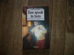 d23-boek Een spook in huis, Ophalen of Verzenden, Gelezen, Fictie algemeen