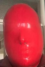 Latex masker Maat L, Ophalen of Verzenden, Zo goed als nieuw