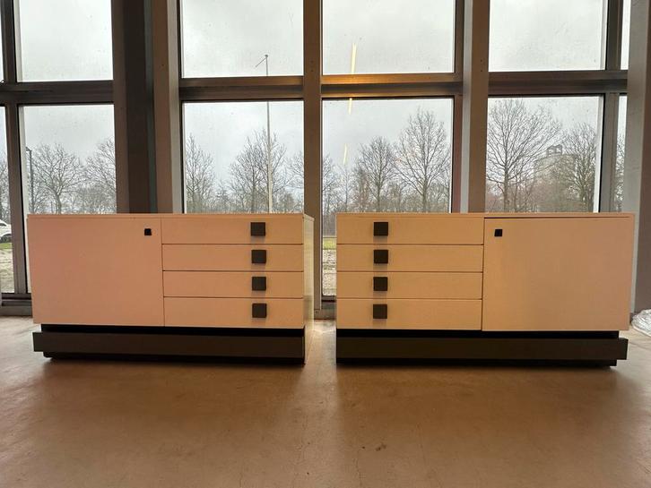 Twee unieke '60 kastjes, Antiek en Kunst, Antiek | Meubels | Kasten, Ophalen